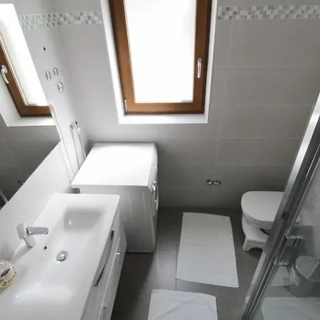 Apartment Kataraina With Sea View Zambratija (Istria)