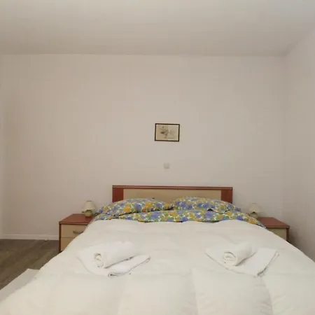 Kataraina With Sea View Apartment *